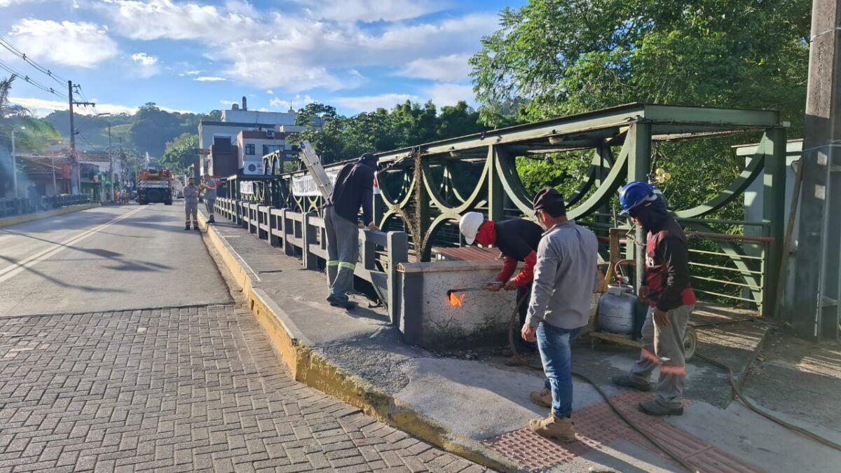 Retirada da Ponte Dei Morosi iniciaram em Nova Veneza; trânsito é alterado