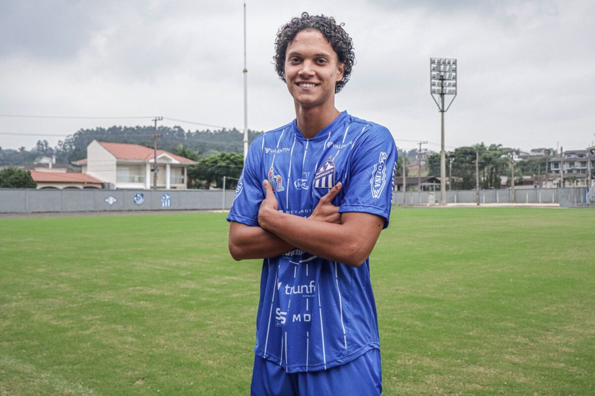 Caravaggio divulga uniforme para a disputa do Catarinense