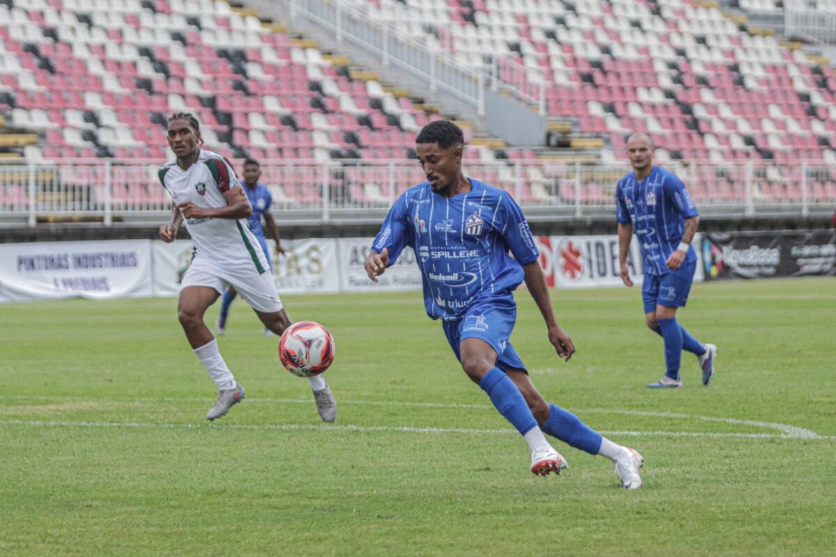 Caravaggio estreia com vitória na Série B do Catarinense