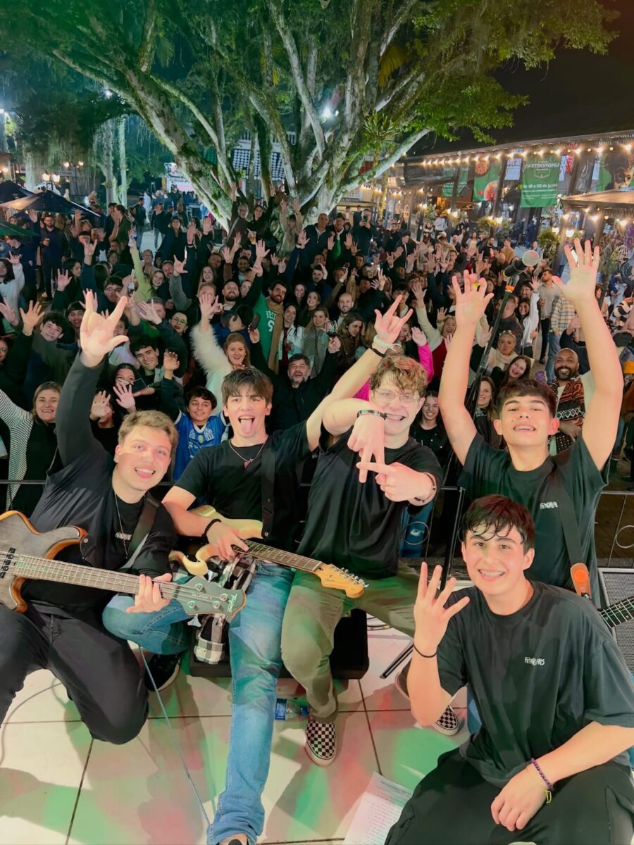 A força da nova geração impulsiona o rock no Sul catarinense com a banda Appolian