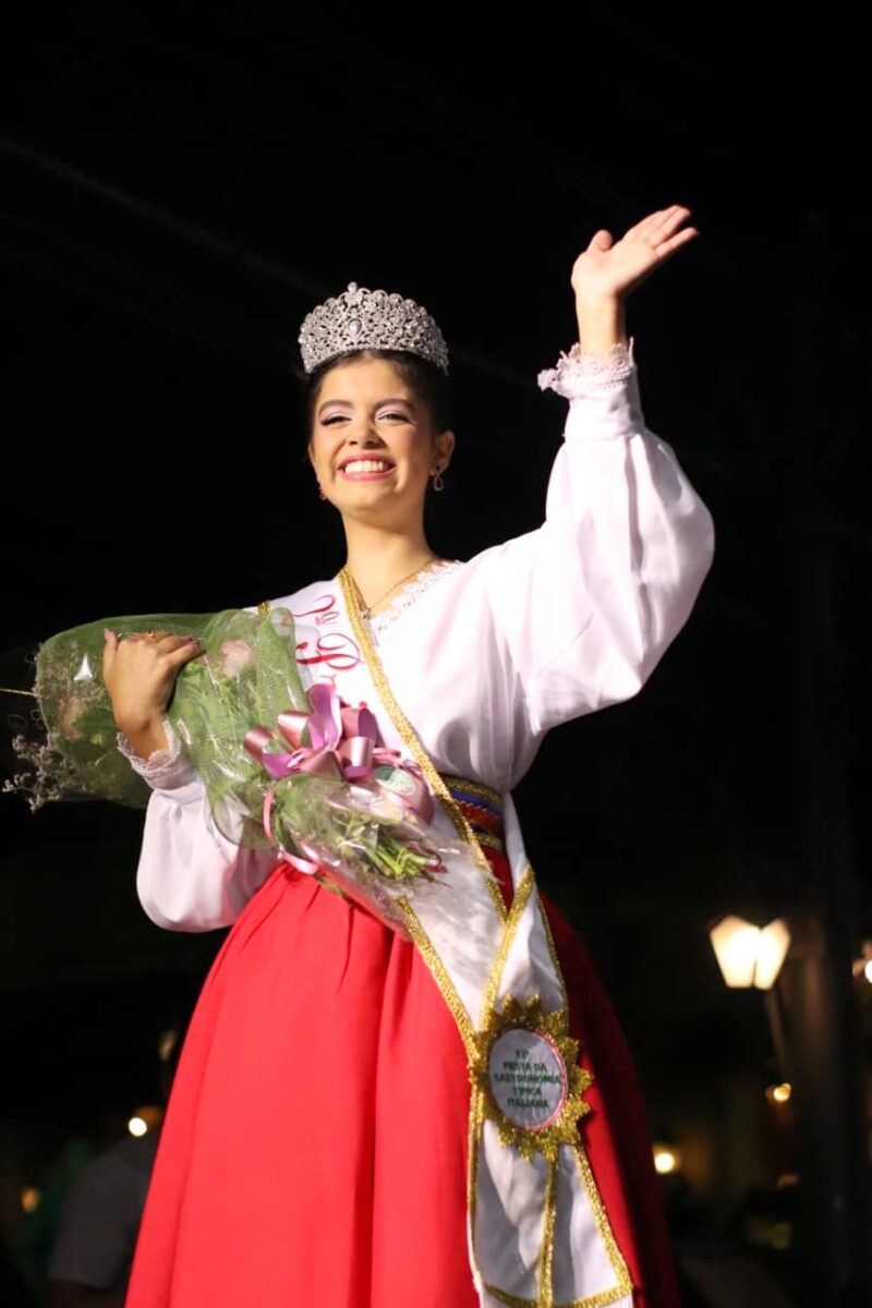 Noite de celebração: corte da 20ª Festa da Gastronomia Italiana é eleita em Nova Veneza