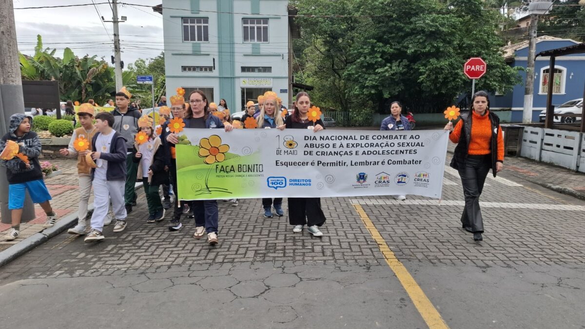 Secretaria de Assistência Social promove caminhada de conscientização em Nova Veneza 1 Secretaria de Assistência Social promove caminhada de conscientização em Nova Veneza