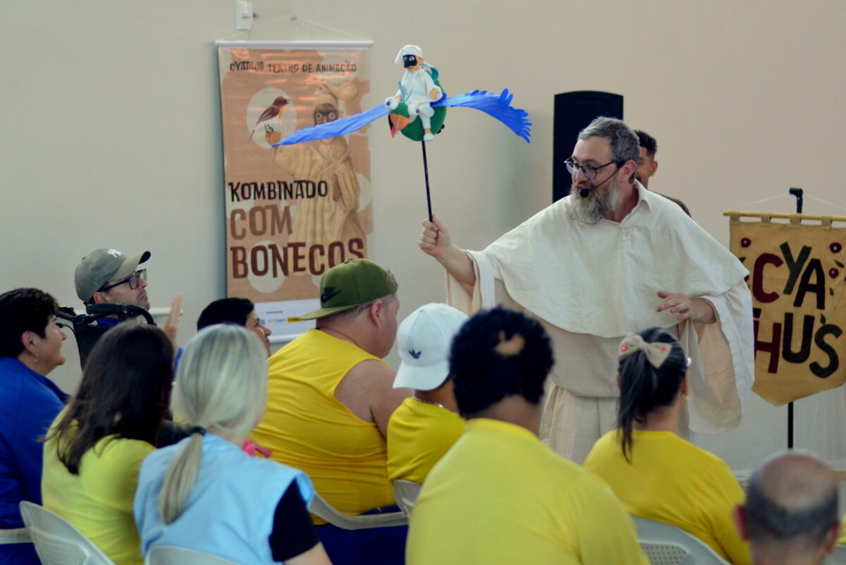 Cyathus Teatro de Animação representa Nova Veneza no 5º Bonencontro, em Itajaí 3 Cyathus Teatro de Animação representa Nova Veneza no 5º Bonencontro, em Itajaí