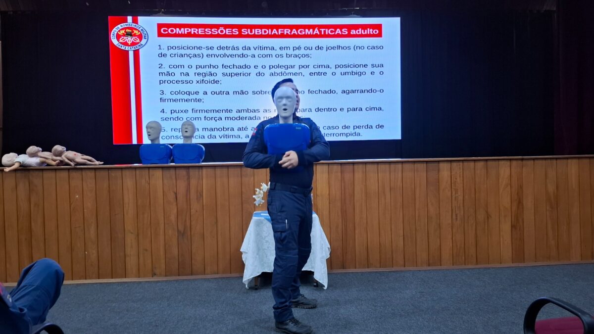 ‘Abraço que Salva’: projeto pioneiro em SC na prevenção a engasgos é lançado em Nova Veneza