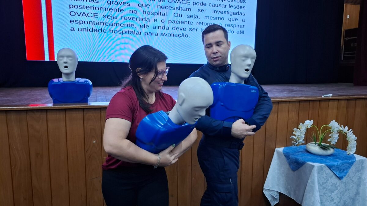 ‘Abraço que Salva’: projeto pioneiro em SC na prevenção a engasgos é lançado em Nova Veneza