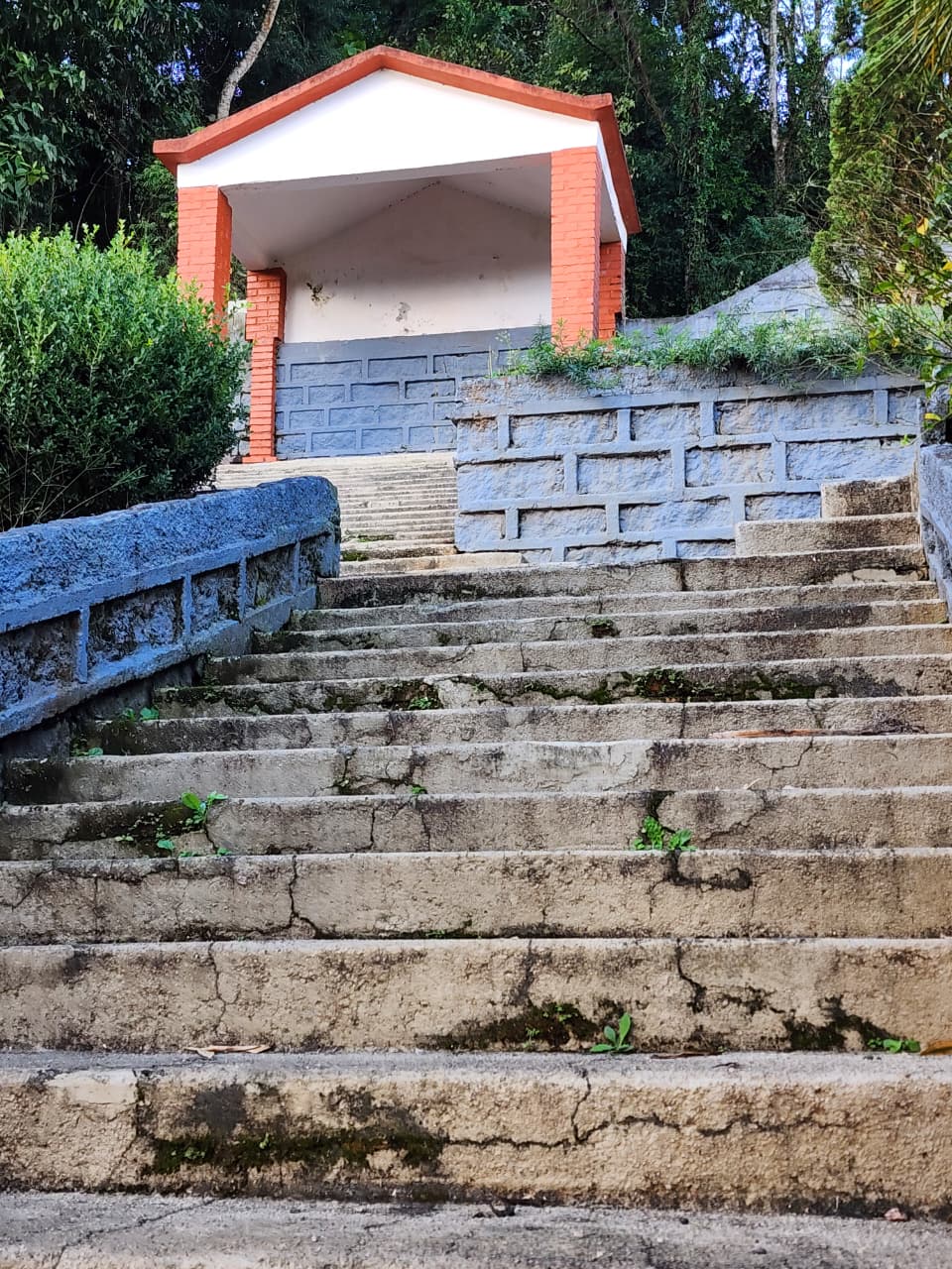 Vereadora indica revitalização das escadarias e da Grutinha do bairro Brasília em Nova Veneza 6 Vereadora indica revitalização das escadarias e da Grutinha do bairro Brasília em Nova Veneza
