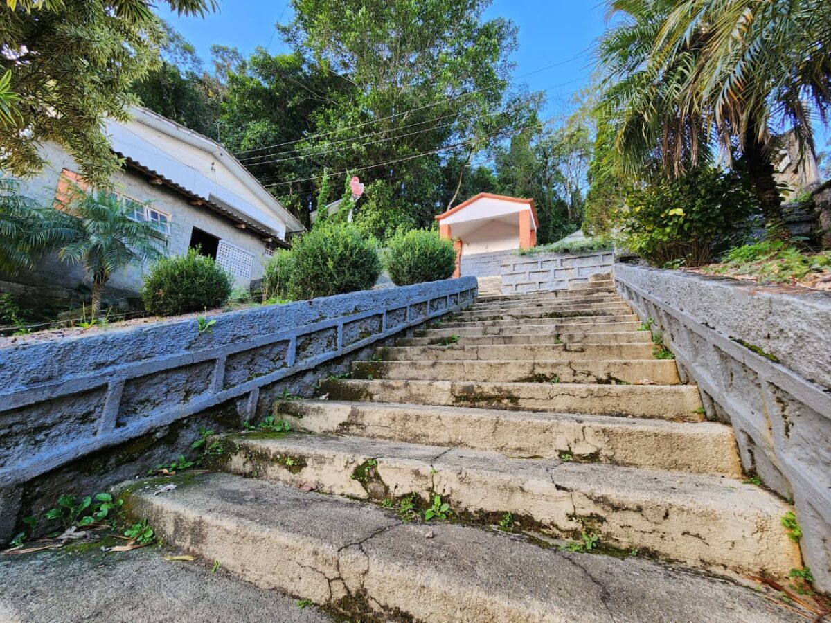 Vereadora indica revitalização das escadarias e da Grutinha do bairro Brasília em Nova Veneza 5 Vereadora indica revitalização das escadarias e da Grutinha do bairro Brasília em Nova Veneza