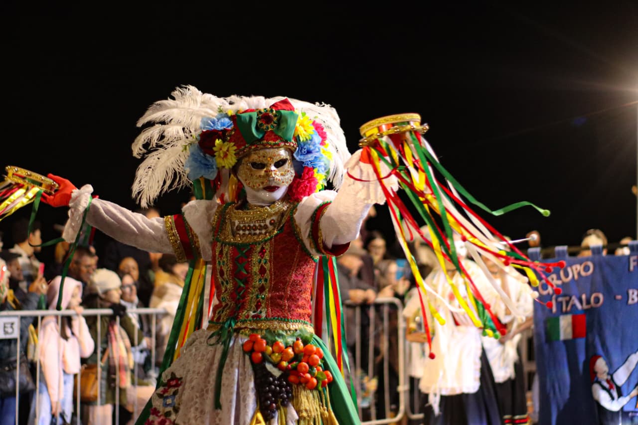 Carnevale di Venezia celebra cultura italiana e encanta milhares de pessoas em Nova Veneza 4 Carnevale di Venezia celebra cultura italiana e encanta milhares de pessoas em Nova Veneza