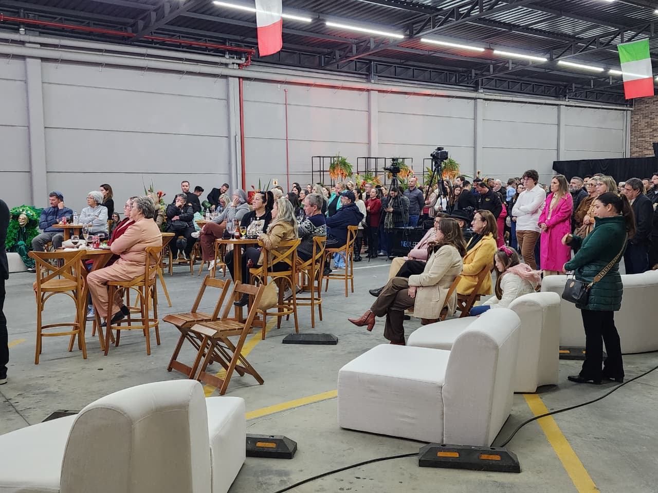 Nova Veneza inaugura novo espaço cultural para valorizar artistas do município 3 Nova Veneza inaugura novo espaço cultural para valorizar artistas do município