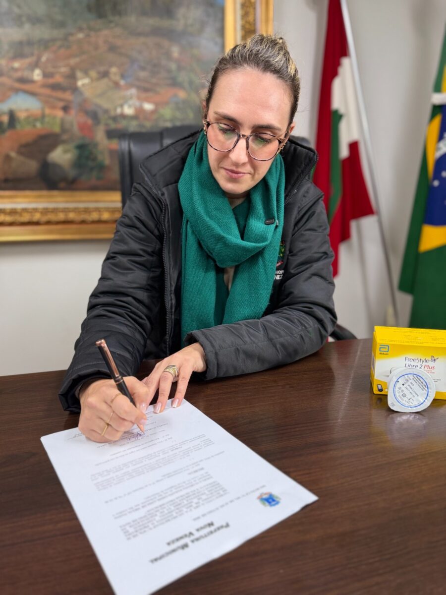 Prefeita de Nova Veneza amplia acesso ao serviço de monitoramento com sensor de glicose