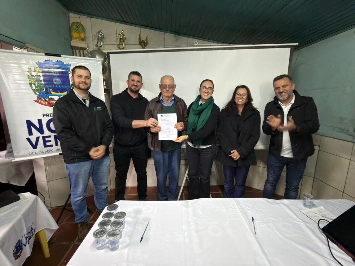 Ângela Ghislandi assina ordens de serviço para novas obras de pavimentação em Nova Veneza 1 Ângela Ghislandi assina ordens de serviço para novas obras de pavimentação em Nova Veneza