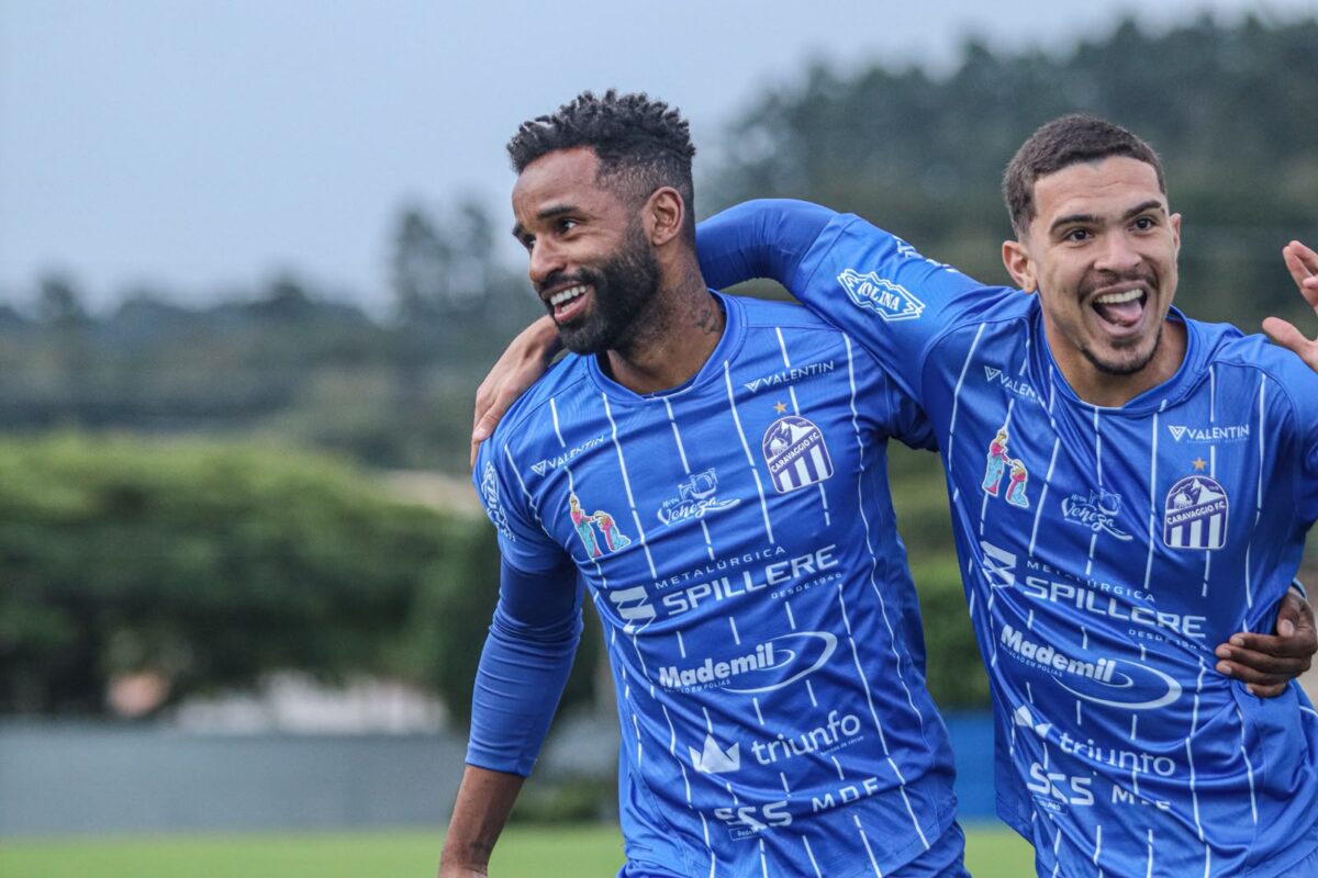 Caravaggio aplica goleada no Jaraguá 3 Caravaggio aplica goleada no Jaraguá