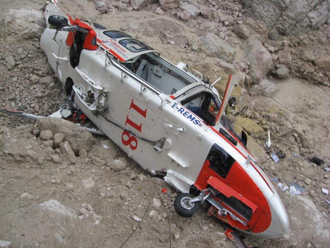 Médica fica ferida durante resgate de alpinista na Itália 1 Médica fica ferida durante resgate de alpinista na Itália