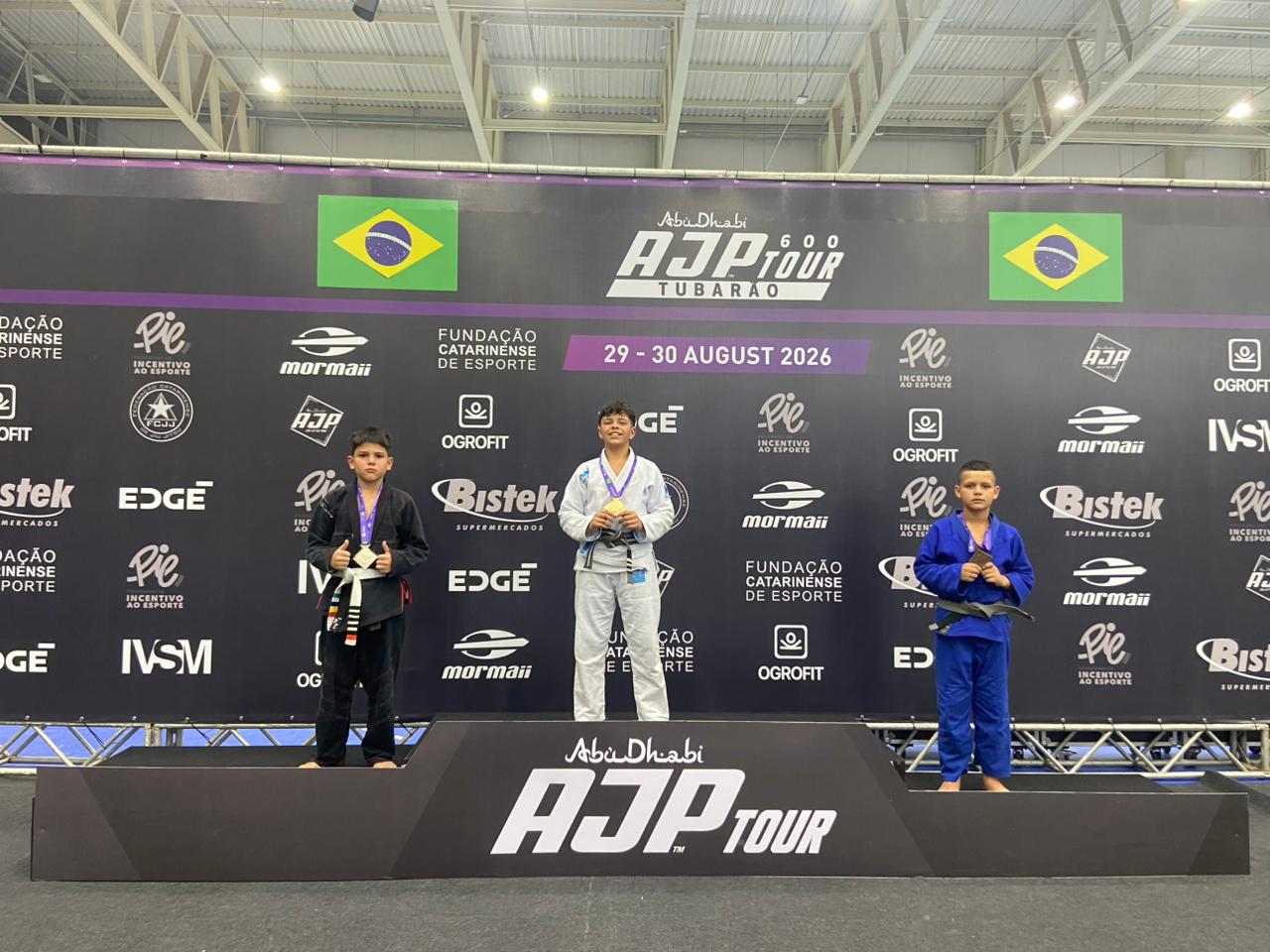 Team Veneza conquista seis pódios em competição internacional de Jiu-Jitsu em Tubarão 7 Team Veneza conquista seis pódios em competição internacional de Jiu-Jitsu em Tubarão