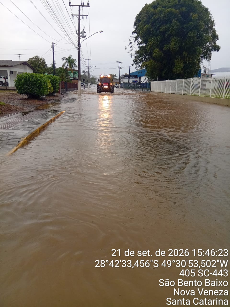 Chuva danifica sete pontes e causa alagamentos em Nova Veneza 9 Chuva danifica sete pontes e causa alagamentos em Nova Veneza