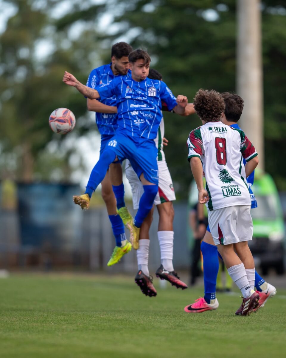 Caravaggio goleia e garante vaga na semifinal da Copa SC Sub-20 4 Caravaggio goleia e garante vaga na semifinal da Copa SC Sub-20