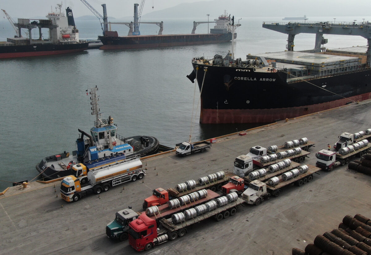 Aumenta desembarque de aço no Porto de São Francisco e principal destino são empresas de SC 2 Aumenta desembarque de aço no Porto de São Francisco e principal destino são empresas de SC