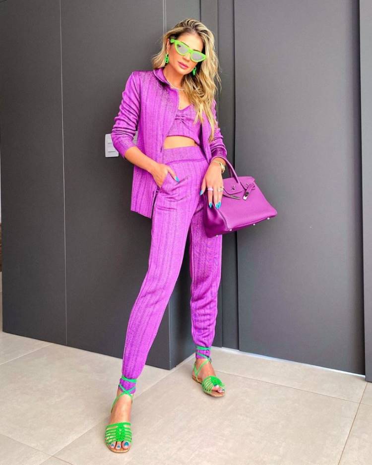Show de cor! Quebre padrões e veja como transformar sapatos coloridos em coringas 1 Show de cor! Quebre padrões e veja como transformar sapatos coloridos em coringas