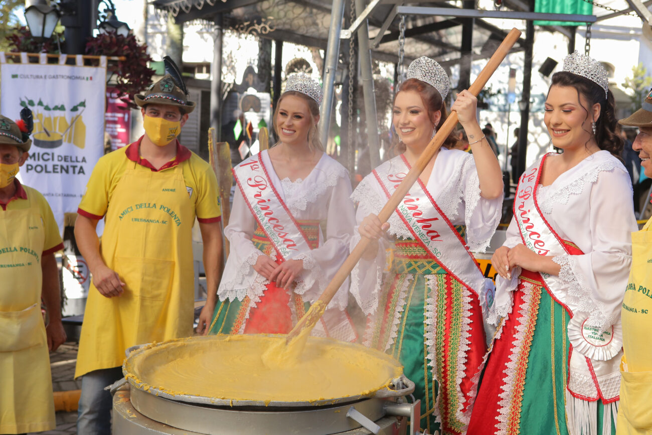 Nova Veneza abre inscrições para escolha da nova corte da Festa da Gastronomia 2 Nova Veneza abre inscrições para escolha da nova corte da Festa da Gastronomia