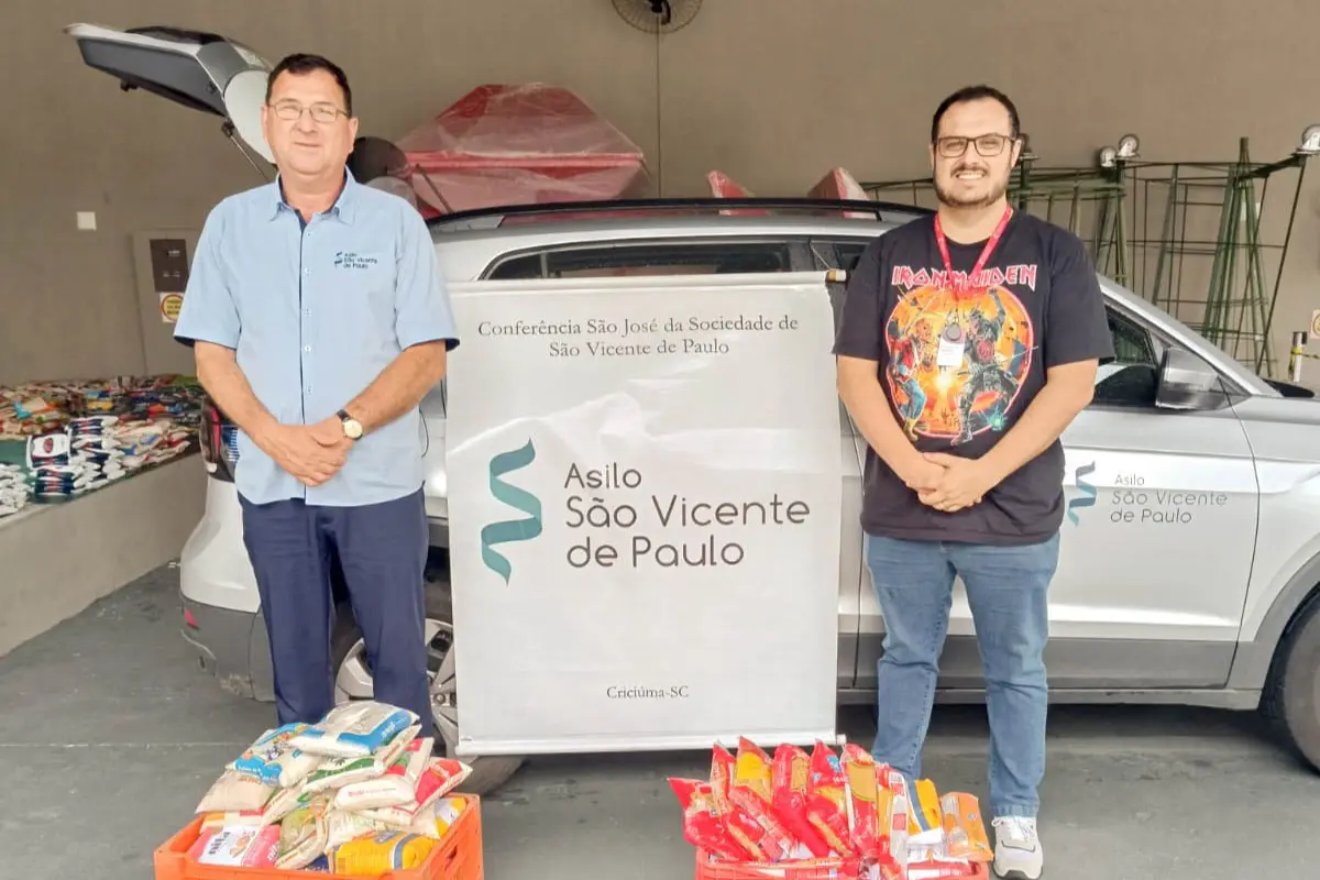 Criciúma Shopping destina uma tonelada de alimentos a cinco instituições da região