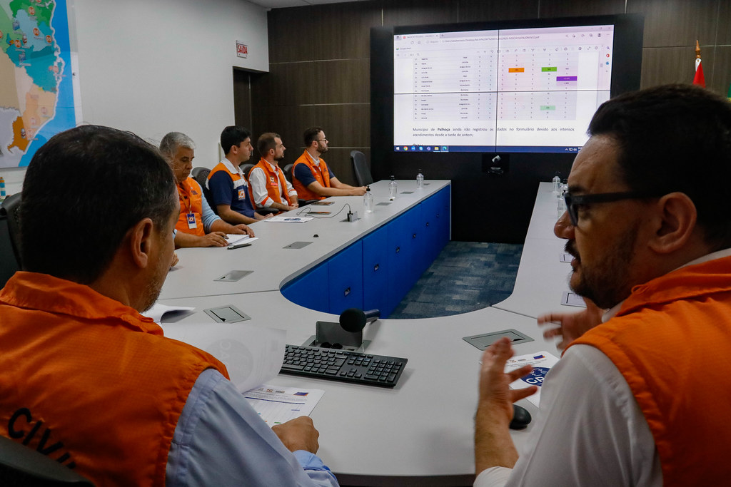 Com chuvas fortes e persistentes, Santa Catarina decreta situação de emergência 1 Com chuvas fortes e persistentes, Santa Catarina decreta situação de emergência