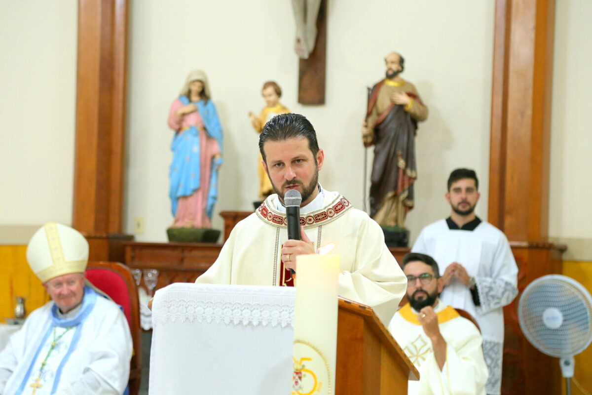 Diocese de Criciúma cria paróquia dedicada à Sagrada Família de Nazaré 14 Diocese de Criciúma cria paróquia dedicada à Sagrada Família de Nazaré