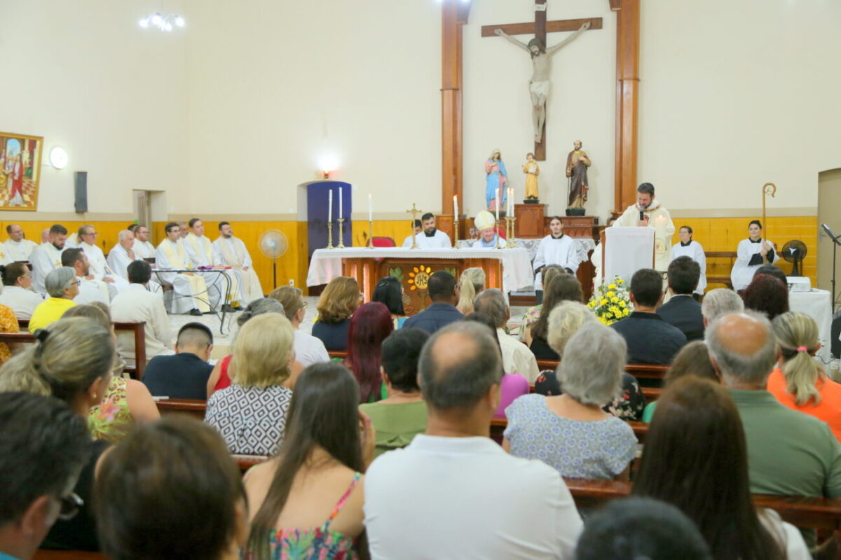 Diocese de Criciúma cria paróquia dedicada à Sagrada Família de Nazaré 19 Diocese de Criciúma cria paróquia dedicada à Sagrada Família de Nazaré