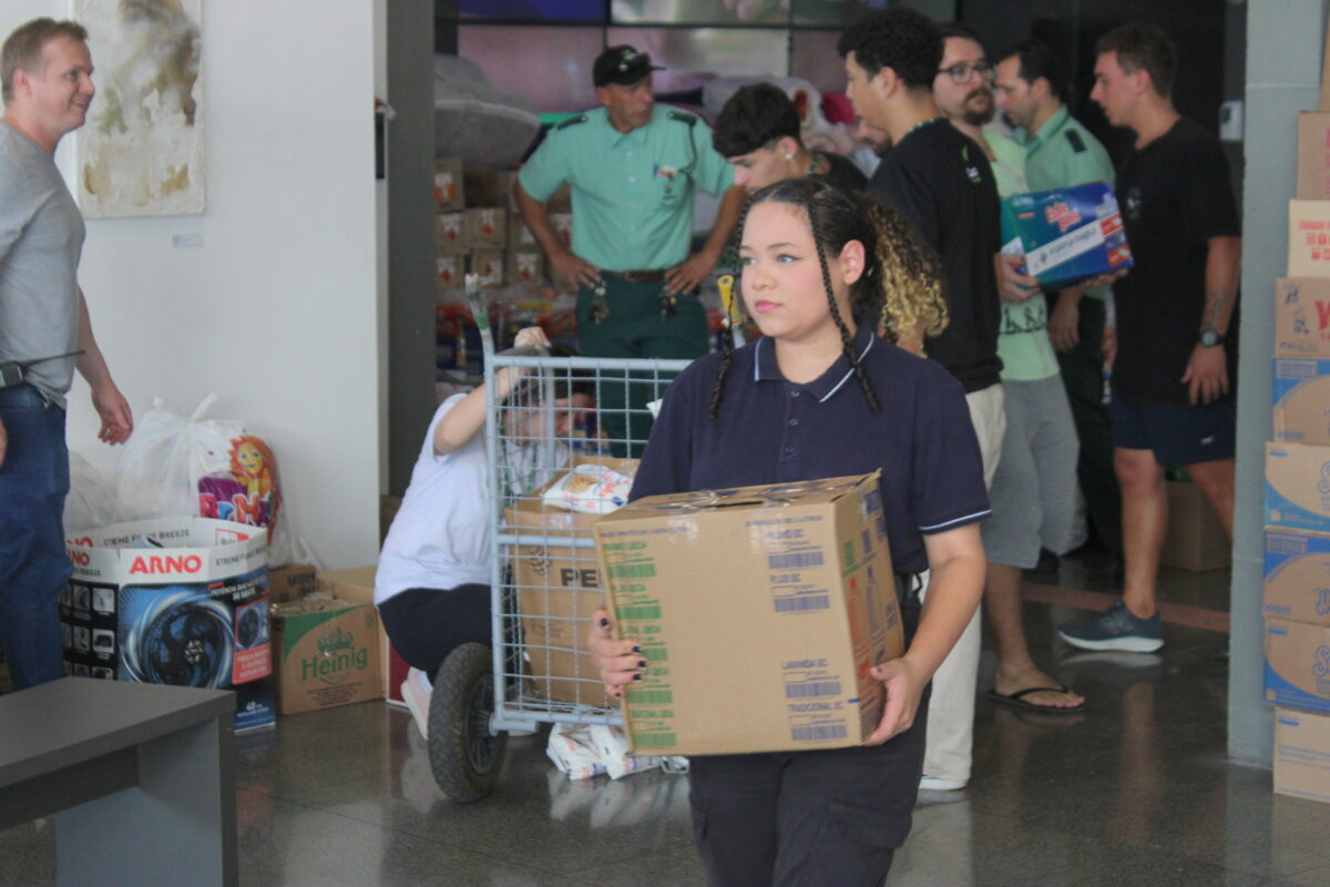 De mãos dadas: Juntas, Instituições de Ensino da Acafe arrecadam quase 114 toneladas de alimentos 8 De mãos dadas: Juntas, Instituições de Ensino da Acafe arrecadam quase 114 toneladas de alimentos