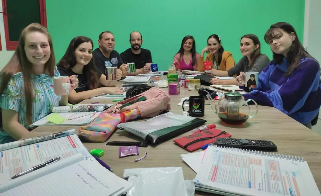 Matrículas abertas na Escola de Idiomas da Unesc: oportunidade em sete cursos