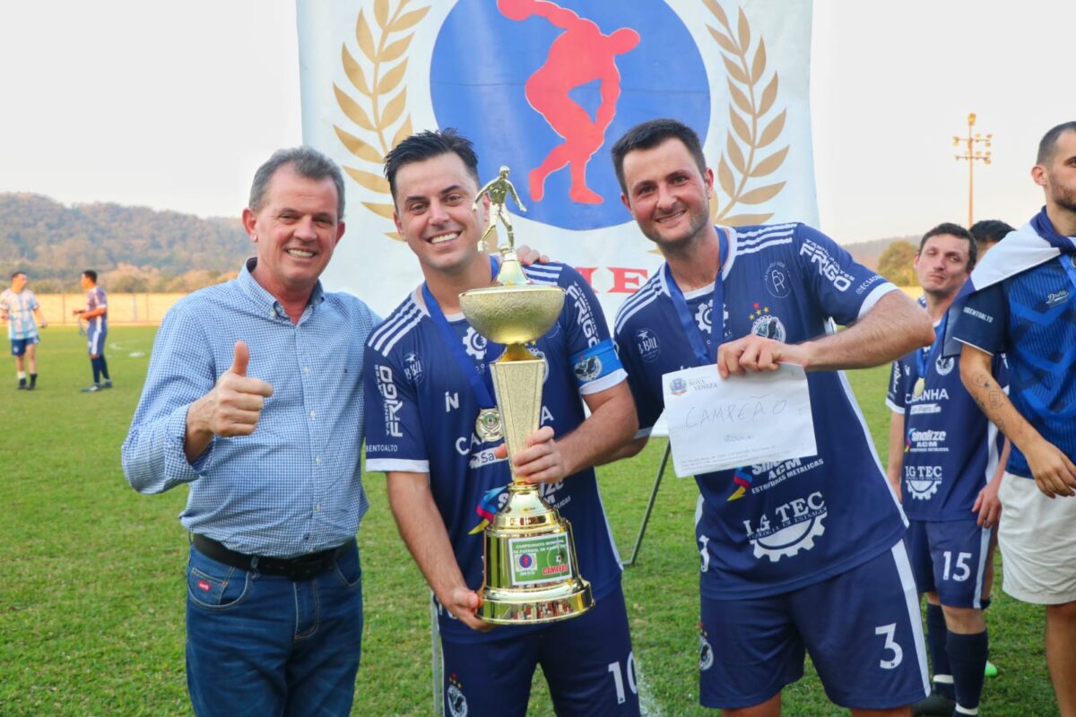 São Bento Alto é campeão do municipal de futebol de Nova Veneza 2 São Bento Alto é campeão do municipal de futebol de Nova Veneza