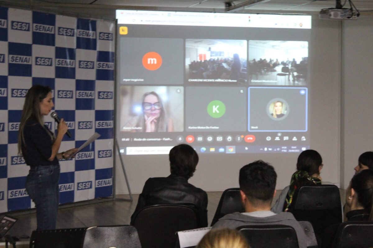 Curso de Moda UniSenai/ Unesc promove encontro com a temática do movimento Fashion Revolution 2 Curso de Moda UniSenai/ Unesc promove encontro com a temática do movimento Fashion Revolution