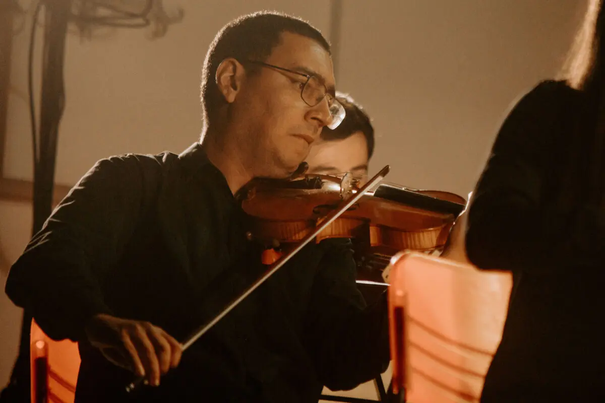 Camerata di Venezia apresenta na série Música Diversa solos de violino e viola com músicos da orquestra e obras marcantes