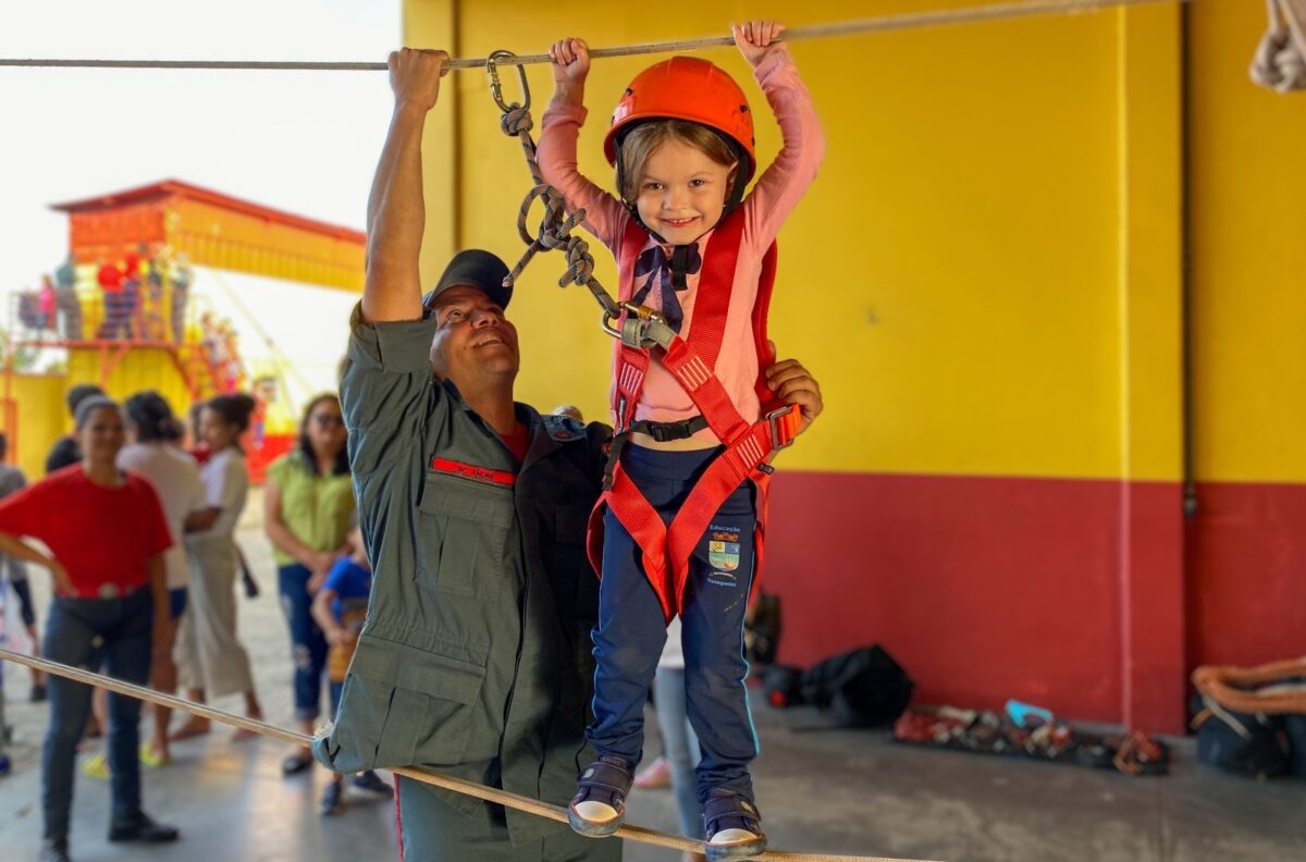 Corpo de Bombeiros Militar promove evento “Quartel de Portas Abertas” neste dia das crianças 2 Corpo de Bombeiros Militar promove evento “Quartel de Portas Abertas” neste dia das crianças