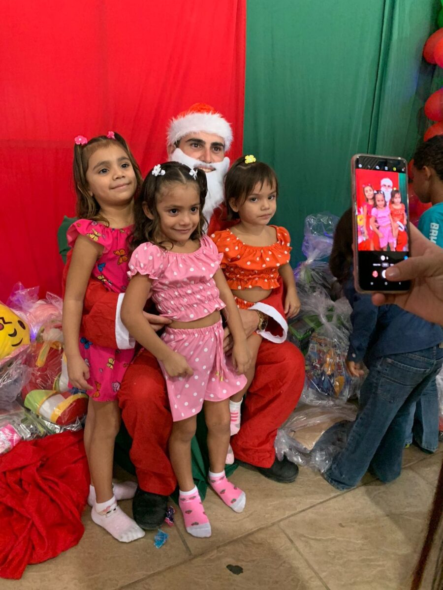 Campanha "Um Sorriso a Mais" leva alegria para crianças no Natal 9 Campanha "Um Sorriso a Mais" leva alegria para crianças no Natal