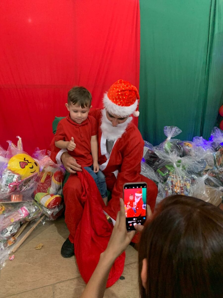 Campanha "Um Sorriso a Mais" leva alegria para crianças no Natal 6 Campanha "Um Sorriso a Mais" leva alegria para crianças no Natal