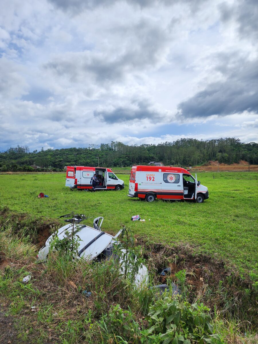 Colisão frontal entre dois veículos em Nova Veneza deixa uma vítima fatal e dois feridos 4 Colisão frontal entre dois veículos em Nova Veneza deixa uma vítima fatal e dois feridos