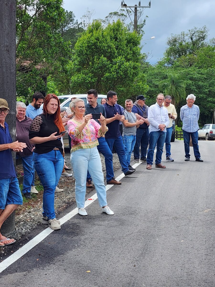 Nova Veneza celebra a inauguração da pavimentação asfáltica da Via Centenária 3 Nova Veneza celebra a inauguração da pavimentação asfáltica da Via Centenária