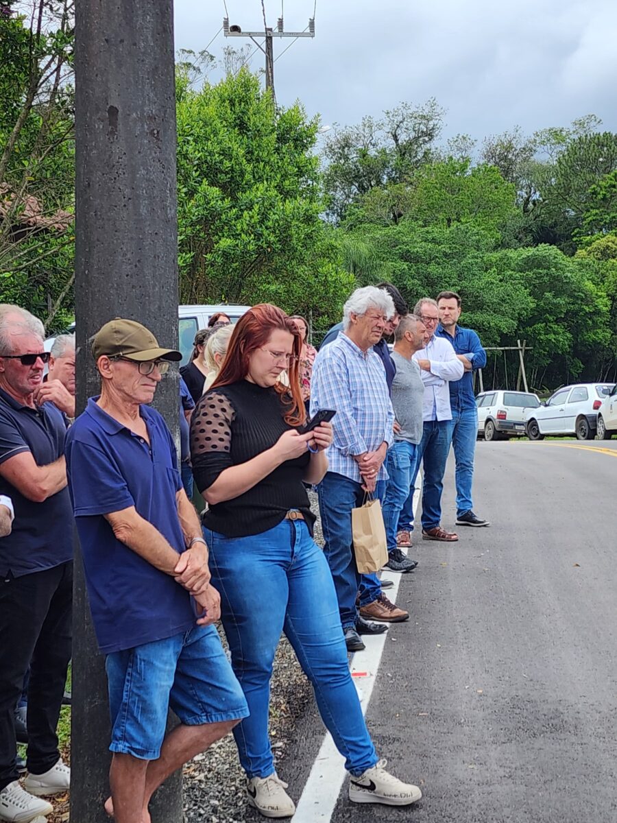 Nova Veneza celebra a inauguração da pavimentação asfáltica da Via Centenária 4 Nova Veneza celebra a inauguração da pavimentação asfáltica da Via Centenária