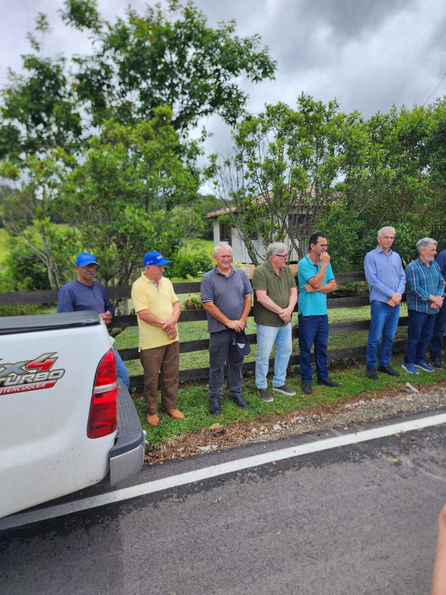 Nova Veneza celebra a inauguração da pavimentação asfáltica da Via Centenária 10 Nova Veneza celebra a inauguração da pavimentação asfáltica da Via Centenária