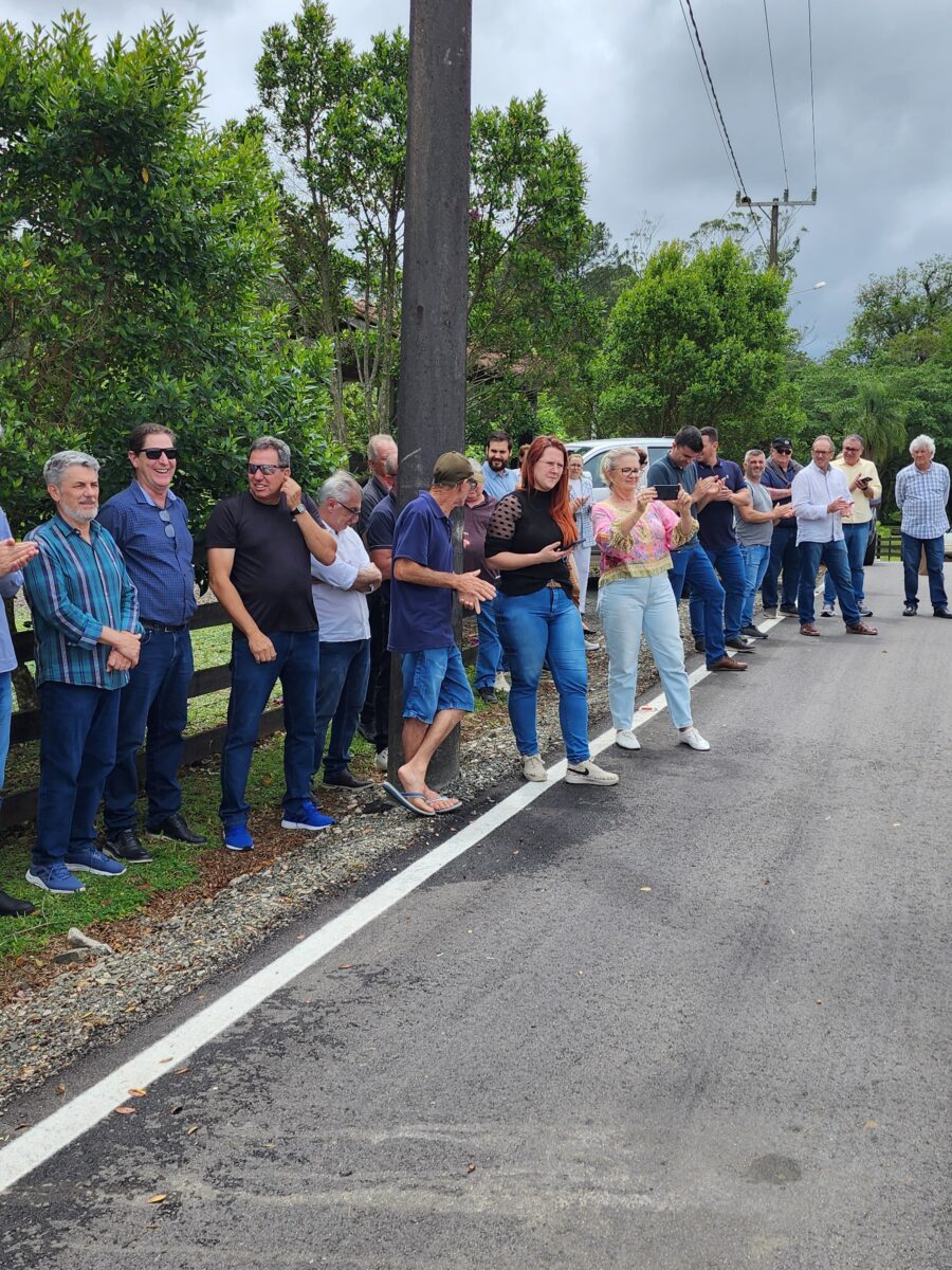 Nova Veneza celebra a inauguração da pavimentação asfáltica da Via Centenária 1 Nova Veneza celebra a inauguração da pavimentação asfáltica da Via Centenária