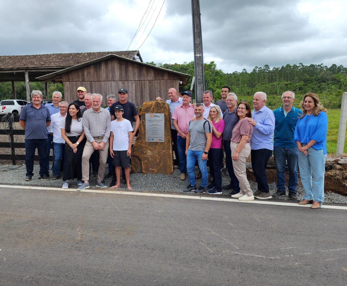 Nova Veneza celebra a inauguração da pavimentação asfáltica da Via Centenária 11 Nova Veneza celebra a inauguração da pavimentação asfáltica da Via Centenária