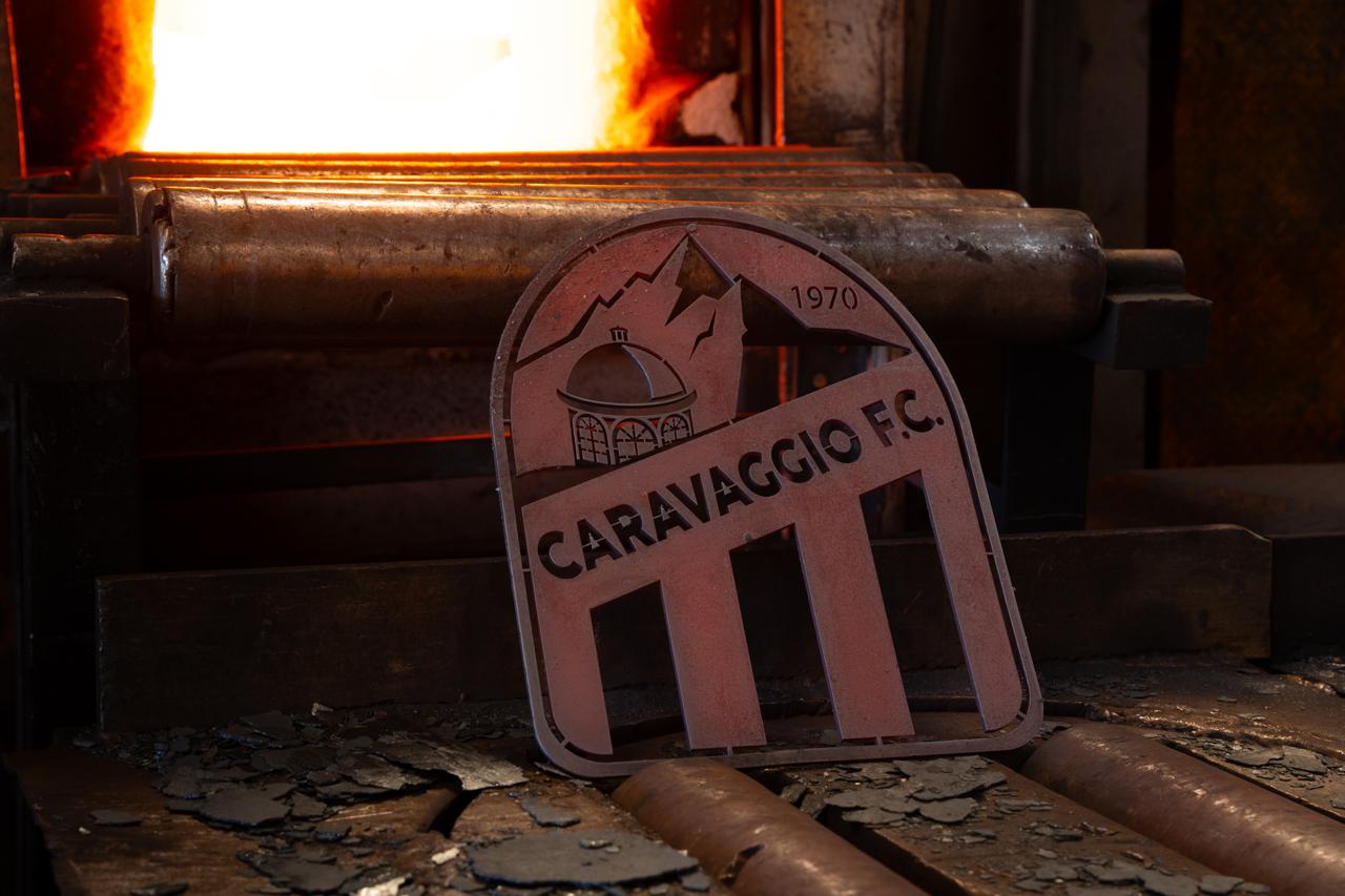 Caravaggio anuncia mudança no escudo 3 Caravaggio anuncia mudança no escudo