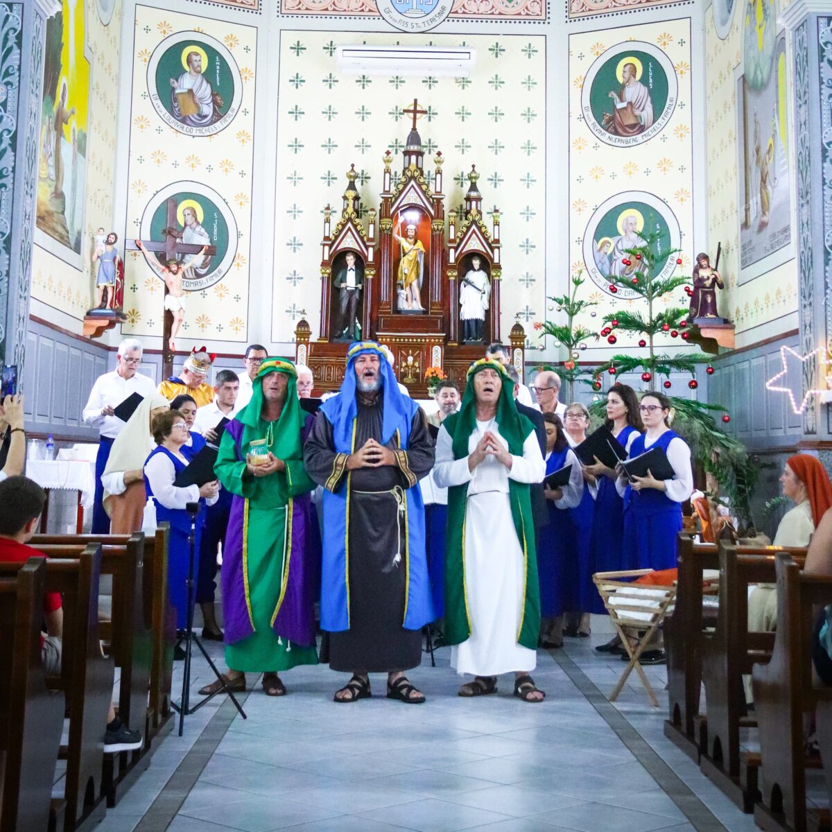 Oratório de Natal encanta famílias em São Bento Baixo e emociona espectadores 1 Oratório de Natal encanta famílias em São Bento Baixo e emociona espectadores