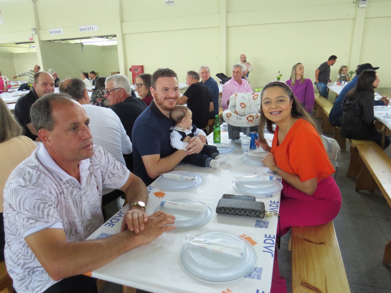 Almoço do Coral Pequenos Peregrinos reúne mais de 900 pessoas 76 Almoço do Coral Pequenos Peregrinos reúne mais de 900 pessoas