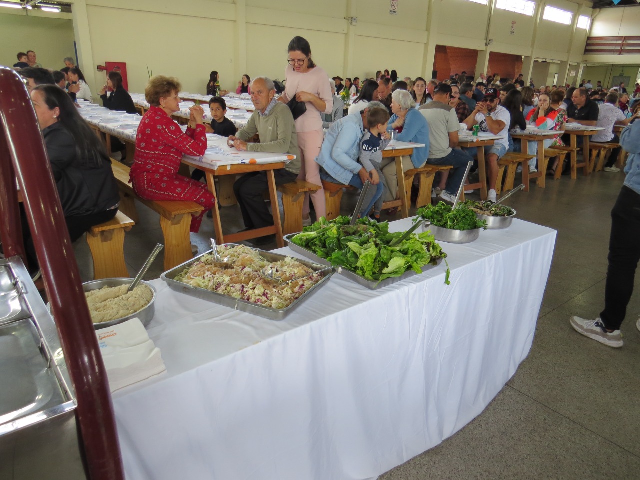 Almoço do Coral Pequenos Peregrinos reúne mais de 900 pessoas 130 Almoço do Coral Pequenos Peregrinos reúne mais de 900 pessoas