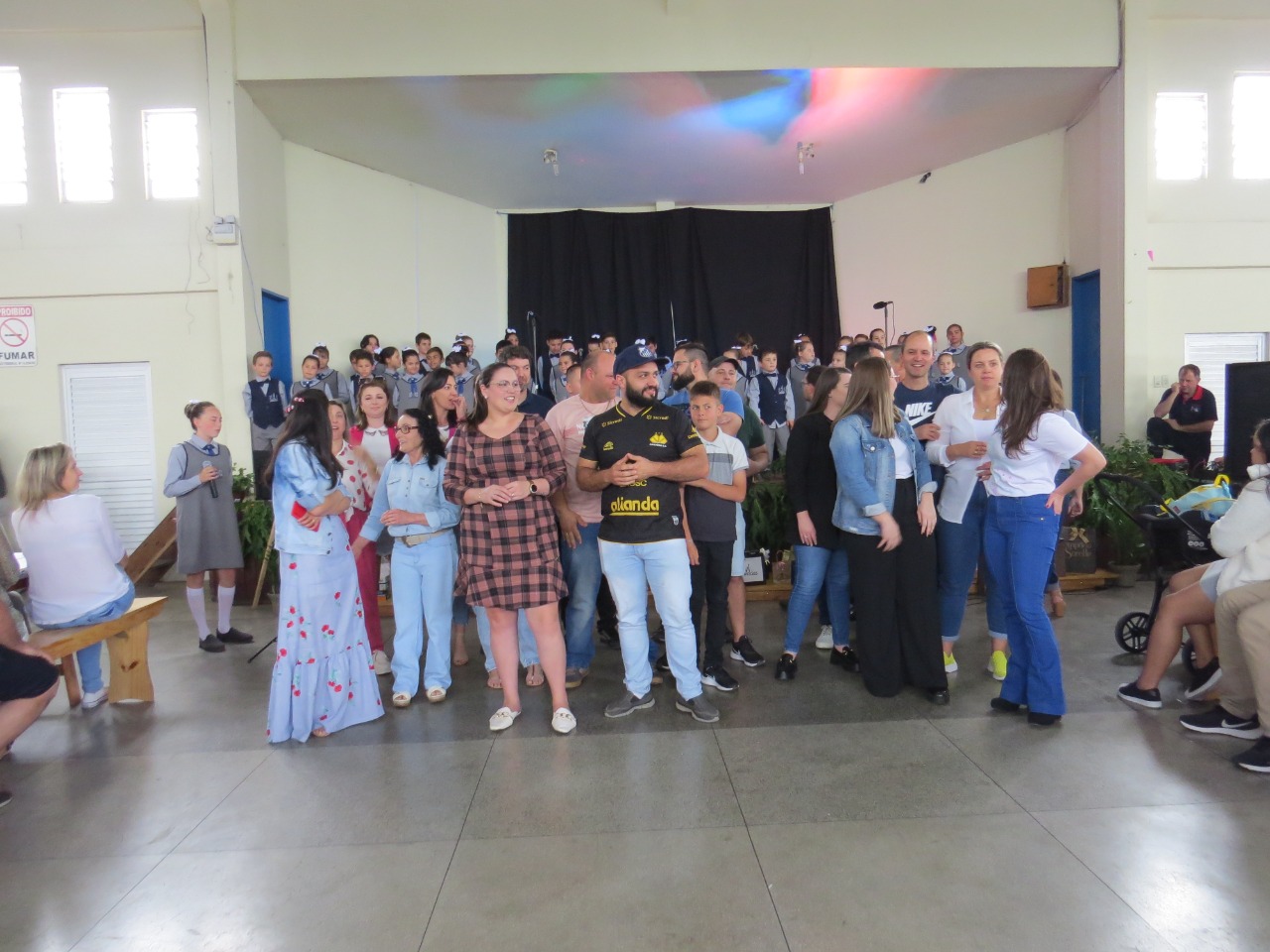 Almoço do Coral Pequenos Peregrinos reúne mais de 900 pessoas 23 Almoço do Coral Pequenos Peregrinos reúne mais de 900 pessoas