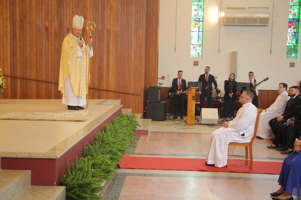Diocese de Criciúma celebra ordenação do Padre Luan 17 Diocese de Criciúma celebra ordenação do Padre Luan