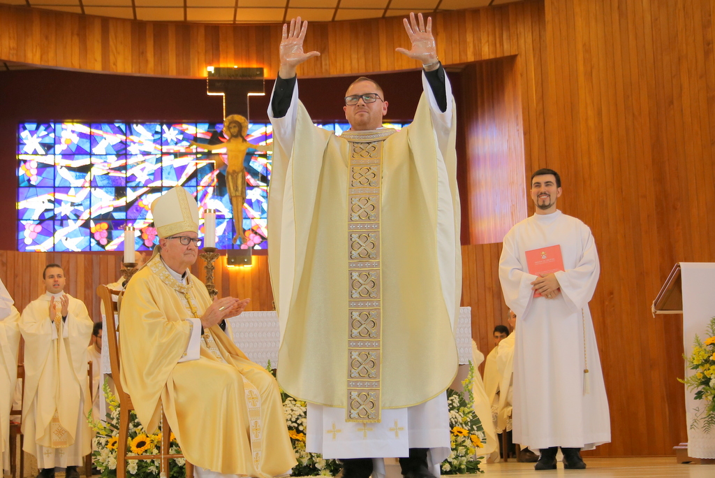 Diocese de Criciúma celebra ordenação do Padre Luan 7 Diocese de Criciúma celebra ordenação do Padre Luan