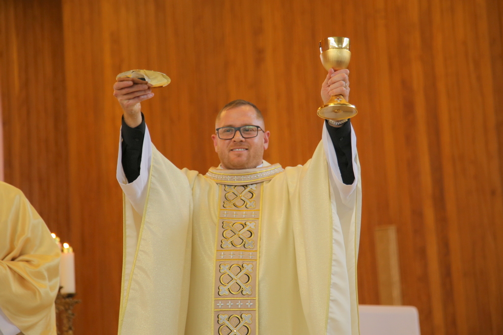 Diocese de Criciúma celebra ordenação do Padre Luan 6 Diocese de Criciúma celebra ordenação do Padre Luan