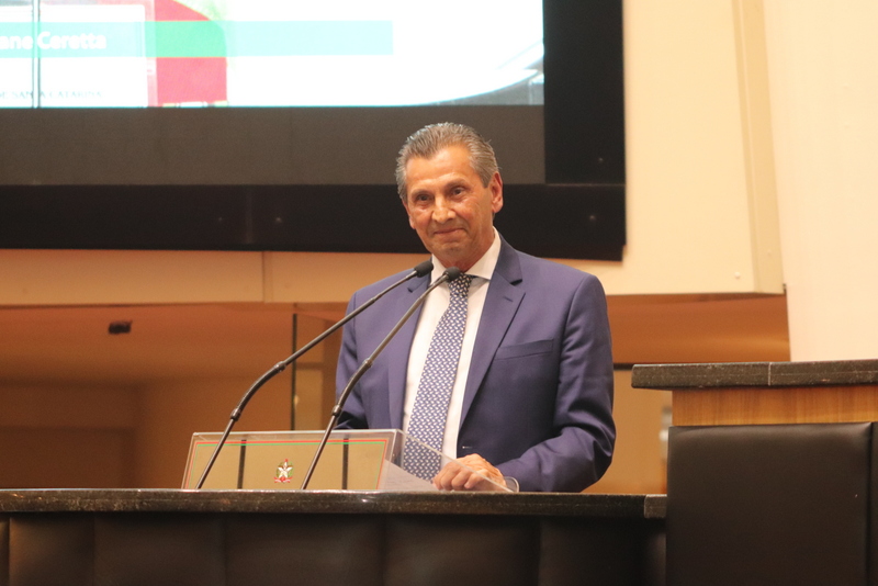 Reitora da Unesc recebe honraria de Cidadã Catarinense em cerimônia prestigiada 1 Reitora da Unesc recebe honraria de Cidadã Catarinense em cerimônia prestigiada